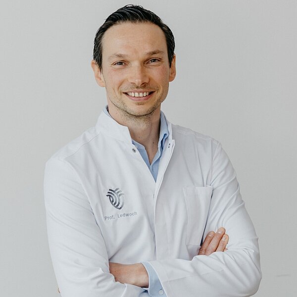 Prof. Dr. Jakob Ledwoch
